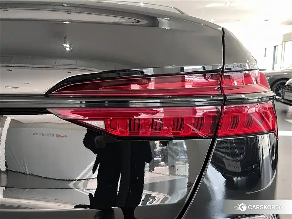 Audi A6L id 4600465 из Китая 8