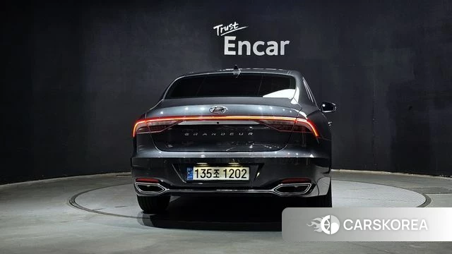 Hyundai The New Grandeur IG Hybrid id 4395893 из Кореи 26