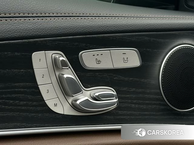Mercedes-Benz E-class id 4290378 из Китая 19