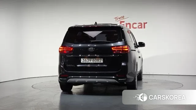 Kia All New Carnival id 3319787 из Кореи 14