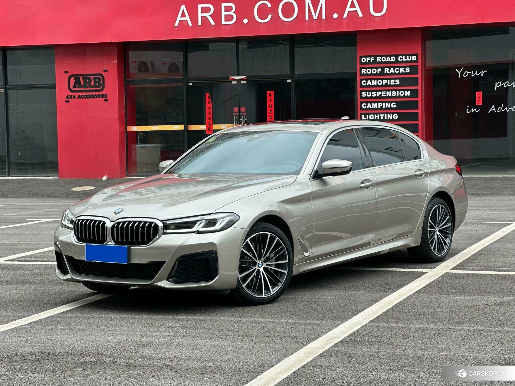 BMW 5 series 2020 Серебристо-серый из Китая, фото 6