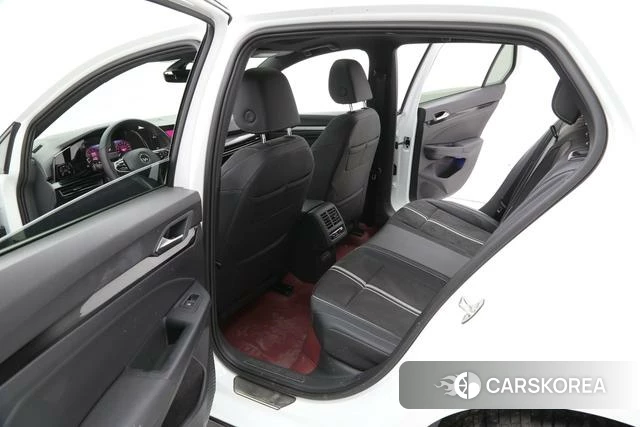 Volkswagen Golf id 4027653 из Китая 15
