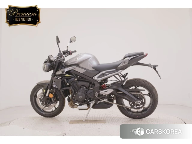 Triumph STREET TRIPLE R 2024 из Японии, фото 2