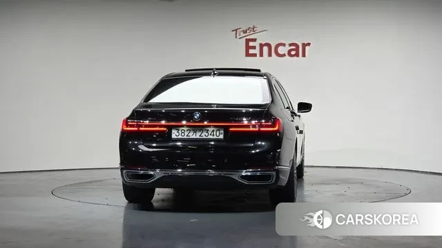 BMW 7 Series (G11) id 3039003 из Кореи 14