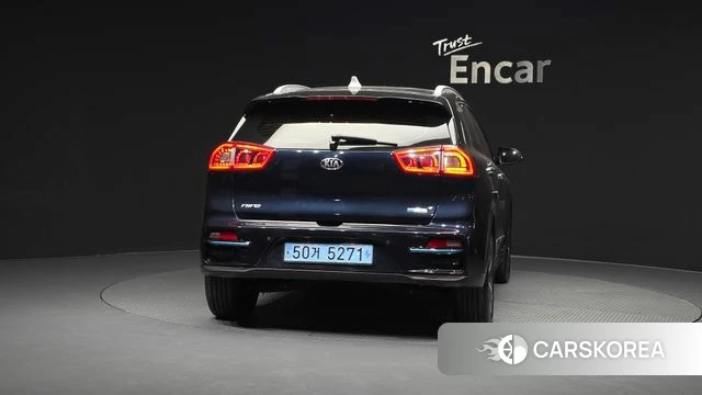 Kia Niro EV id 3879315 из Кореи 14