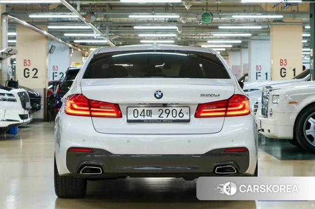 BMW 5 Series (G30) id 4203869 из Кореи 14