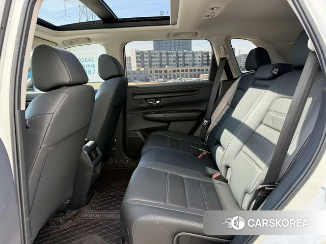 Honda CR-V 2023 Белый из Китая, фото 4