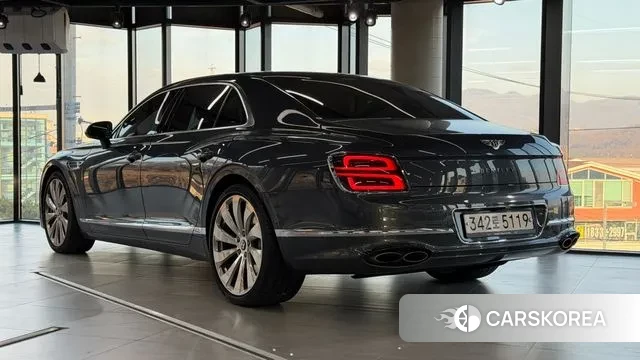 Bentley Flying Spur 3rd Generation 2021 Серый из Кореи, фото 4