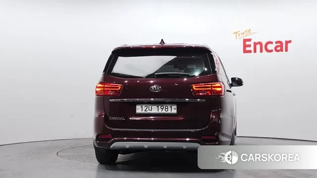 Kia The New Carnival id 3698713 из Кореи 14