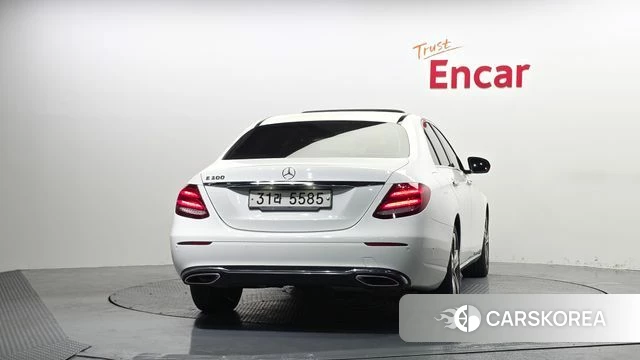 Mercedes-Benz E-Class W213 id 4642894 из Кореи 24
