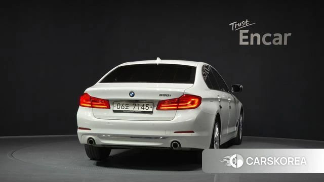 BMW 5 Series (G30) id 3844866 из Кореи 14