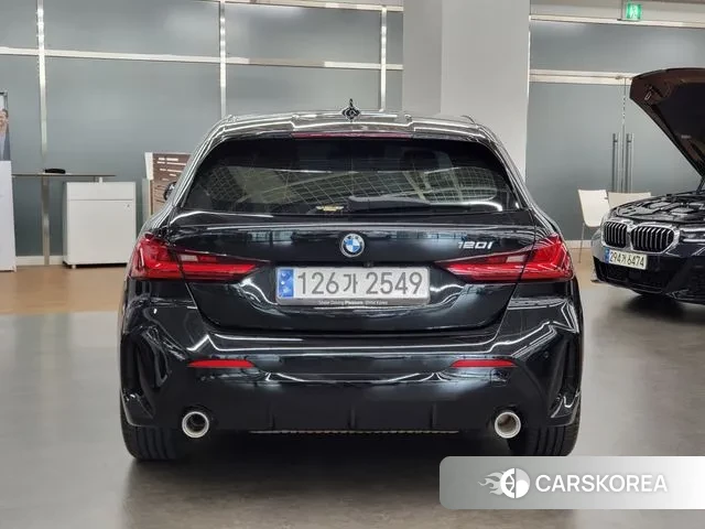 BMW 1 Series (F40) id 3057769 из Кореи 12