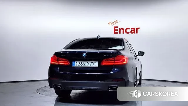 BMW 5 Series (G30) id 3541168 из Кореи 14