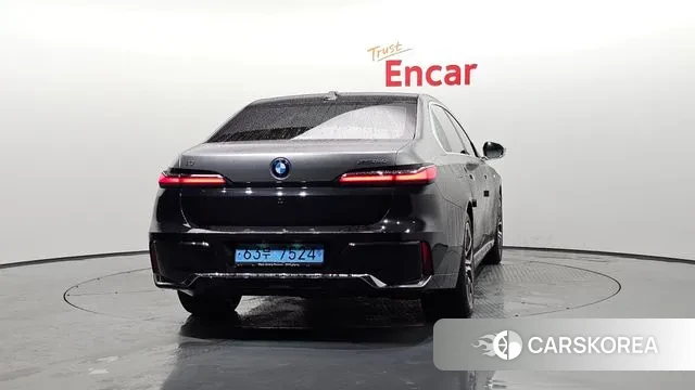 BMW i7 (G70) id 3164186 из Кореи 14