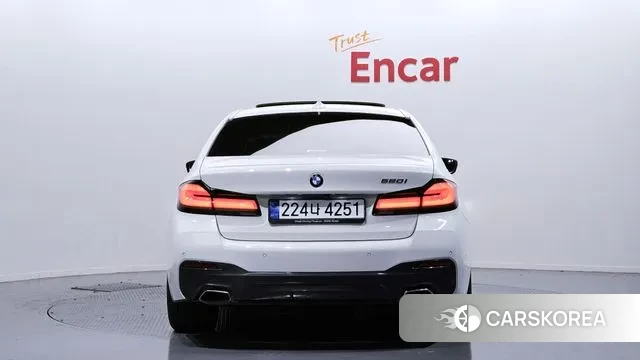 BMW 5 Series (G30) id 3759747 из Кореи 14