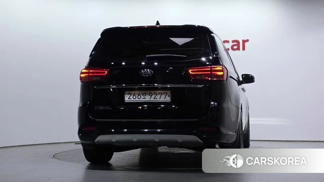 Kia The New Carnival id 4310771 из Кореи 14