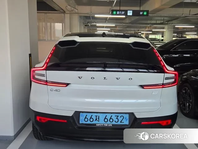 Volvo C40 Richards 2024 Белый из Кореи, фото 4