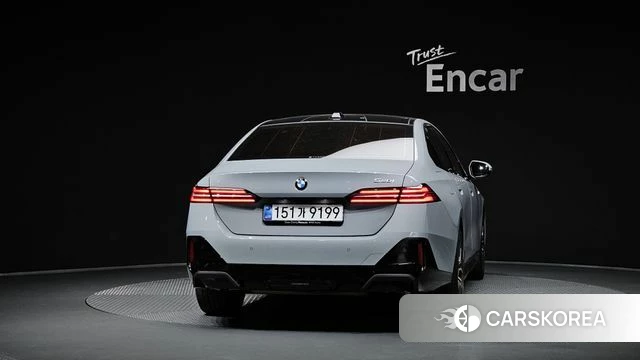 BMW 5 Series (G60) id 4645047 из Кореи 26