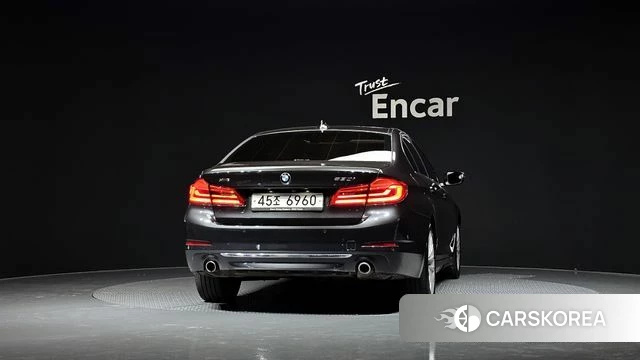 BMW 5 Series (G30) id 3936881 из Кореи 14