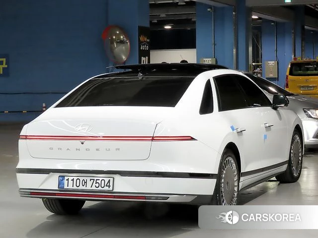 Hyundai Grandeur (GN7) id 3858639 из Кореи 14