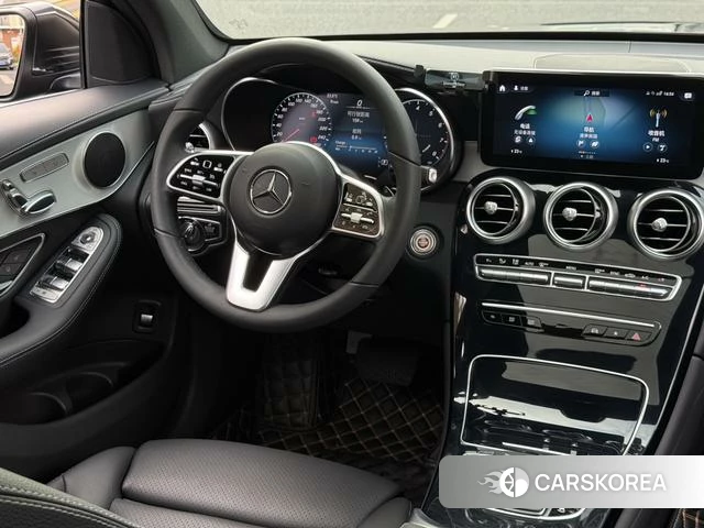 Mercedes-Benz GLC 2022 Темно-серый из Китая, фото 4