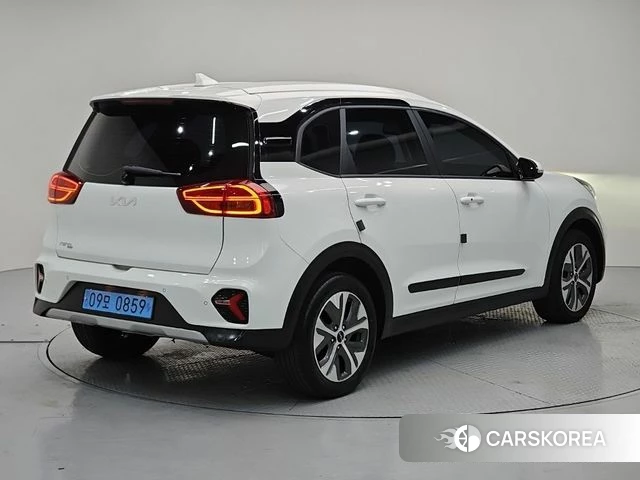 Kia Niro Plus id 4731039 из Кореи 12