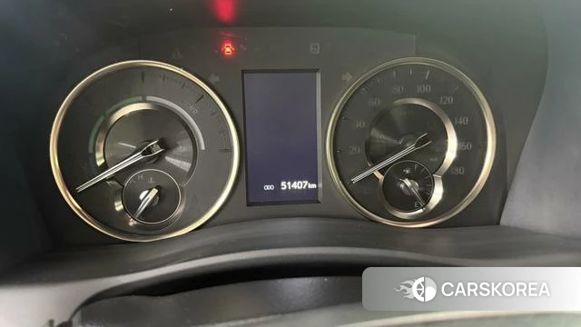 Toyota Elfa id 4272407 из Китая 8