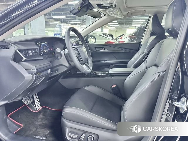 Toyota Camry 2026 Черный из Китая, фото 4