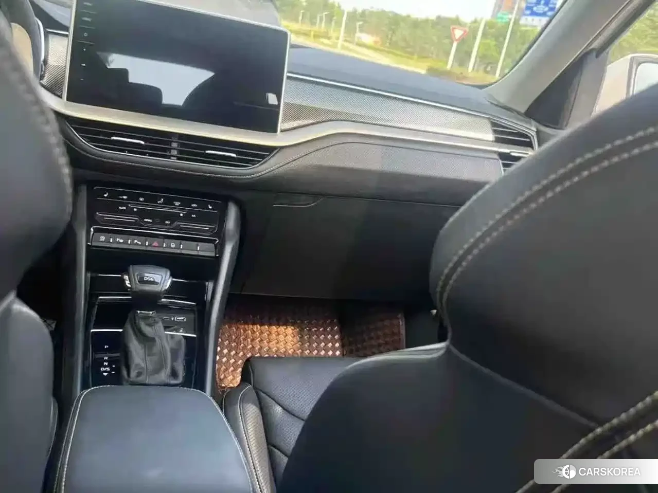 Skoda Kodiak 2024 Белый из Китая, фото 4