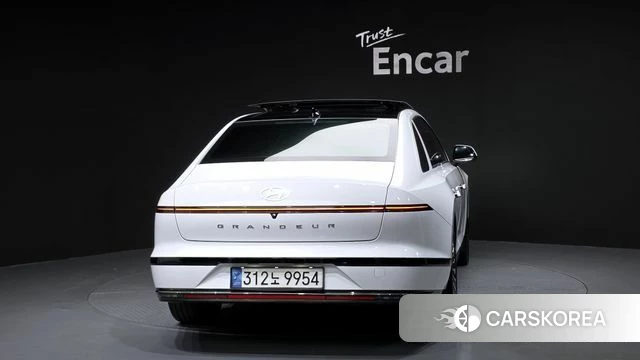 Hyundai Grandeur Hybrid (GN7) id 3870876 из Кореи 14