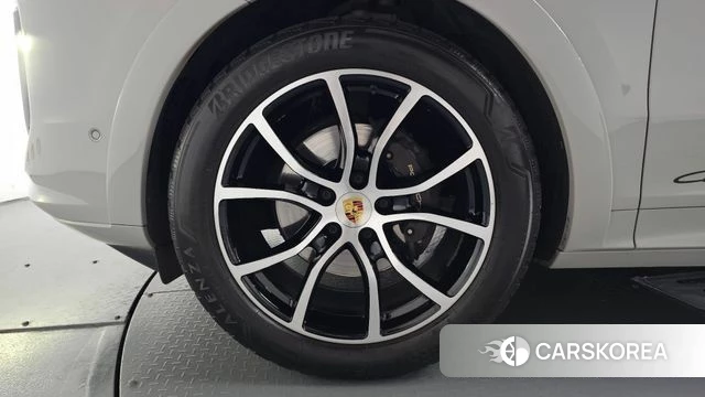 Porsche Cayenne (PO536) id 4354554 из Кореи 33