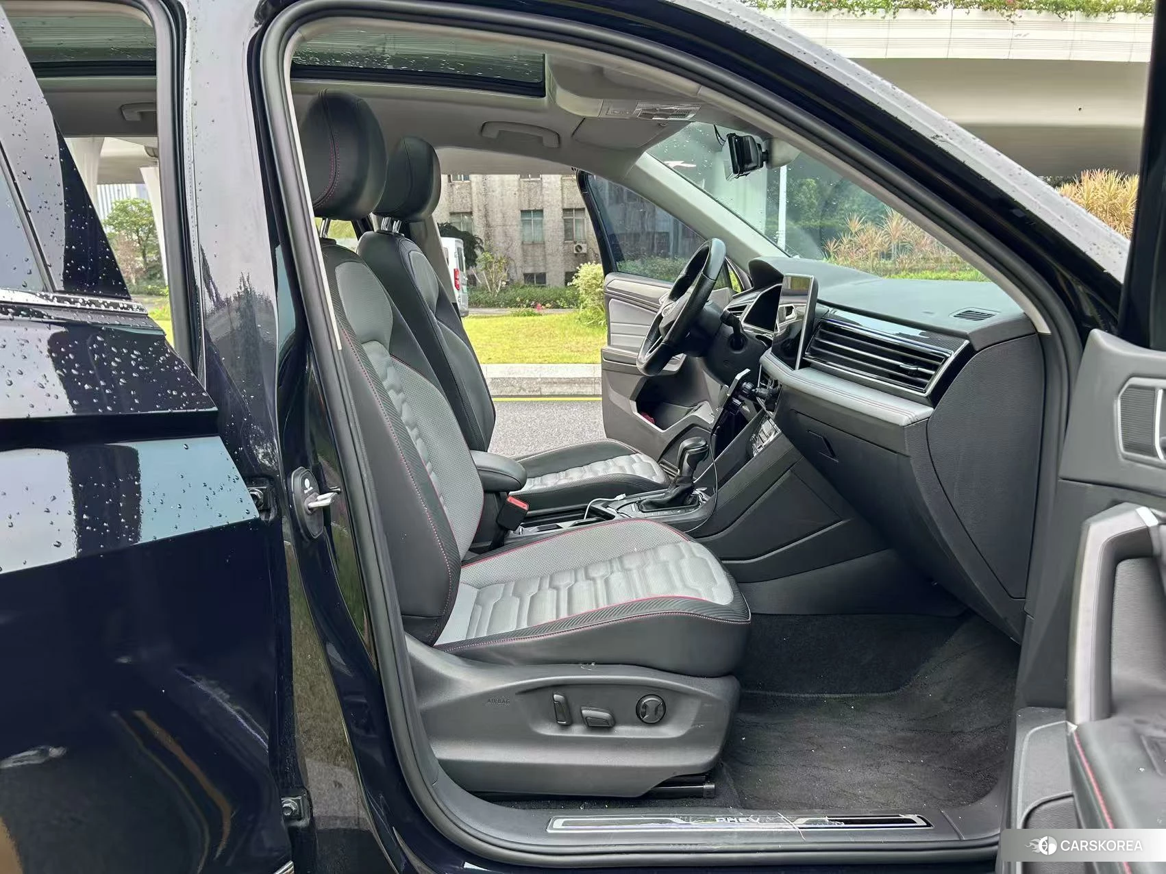 Volkswagen Tiguan L PHEV id 4440474 из Китая 10