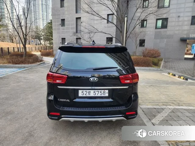 Kia The New Carnival id 3669570 из Кореи 8