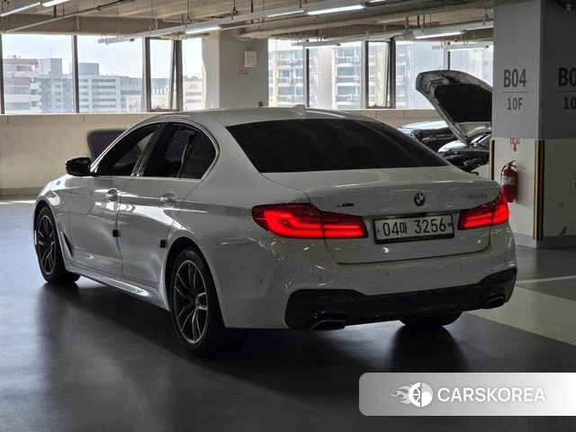 BMW 5 Series (G30) id 4918898 из Кореи 14
