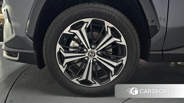 Toyota RAV4 5th Generation id 4185512 из Кореи 28