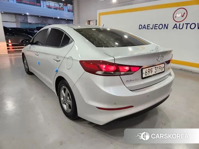 Hyundai Avante AD id 3643793 из Кореи 14