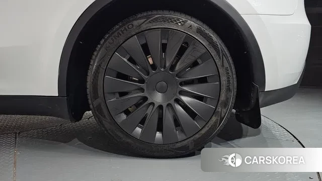 Tesla Model Y id 3431432 из Кореи 14