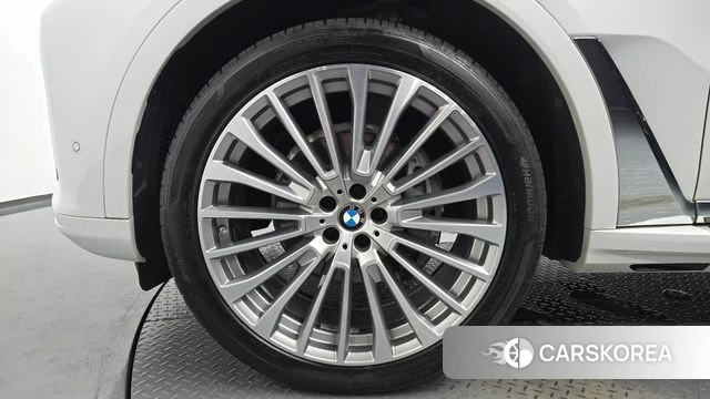 BMW X7 (G07) id 4637421 из Кореи 29