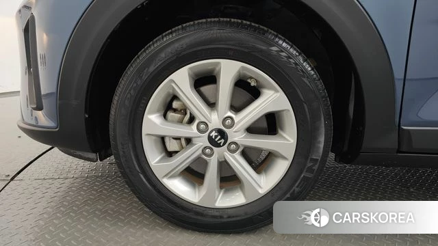 Kia Stonic id 3880277 из Кореи 14