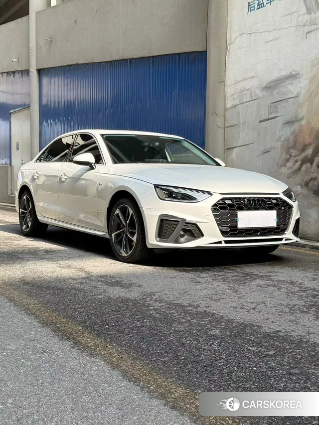 Audi A4L id 4353260 из Китая 9