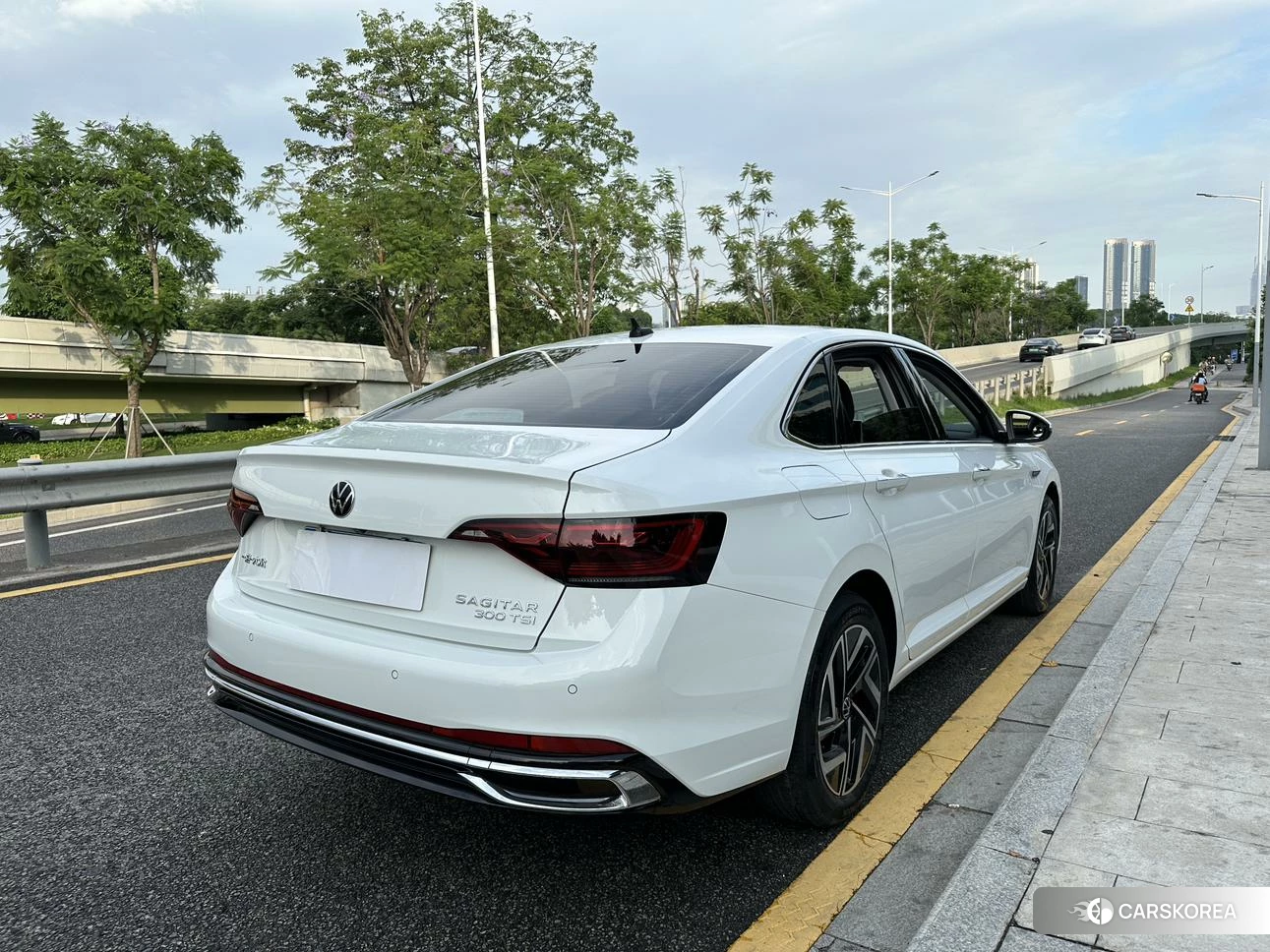 Volkswagen Sagitar id 4453153 из Китая 12