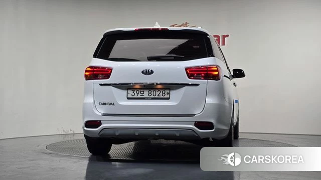 Kia The New Carnival id 3873698 из Кореи 14
