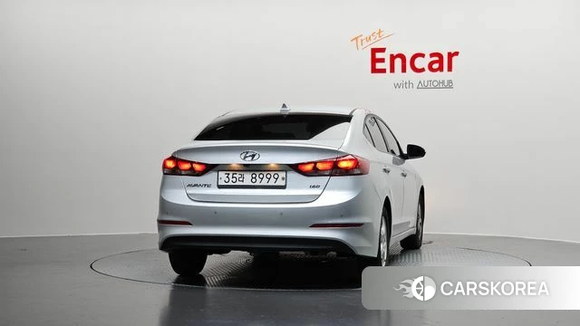 Hyundai Avante AD id 3829298 из Кореи 14