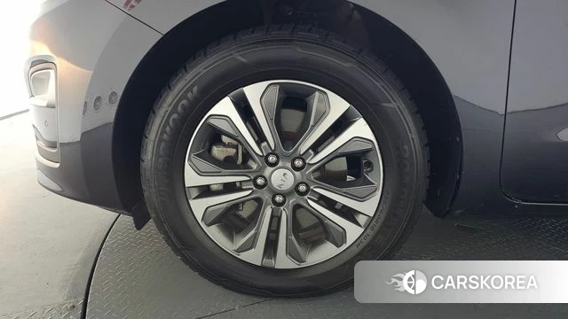 Kia The New Carnival id 4385042 из Кореи 29