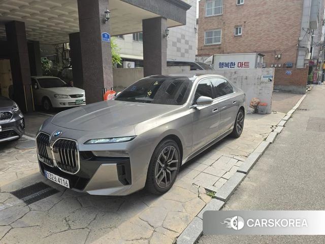 BMW 7 Series (G70) id 4591506 из Кореи 8