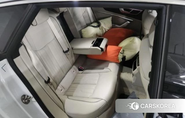Audi A7 (4K) 2020 Белый из Кореи, фото 4