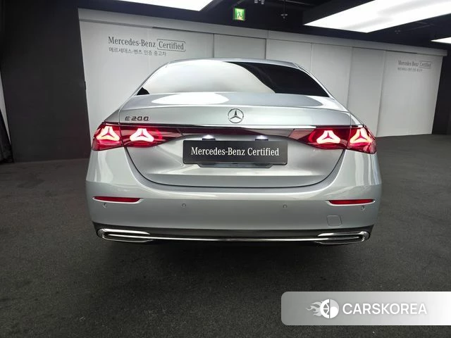 Mercedes-Benz E-Class W214 id 4242850 из Кореи 10