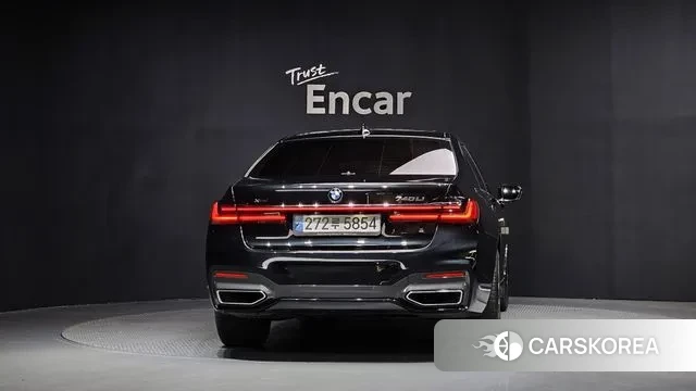 BMW 7 Series (G11) id 3069859 из Кореи 14