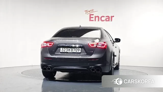 Maserati Ghibli id 3367728 из Кореи 14