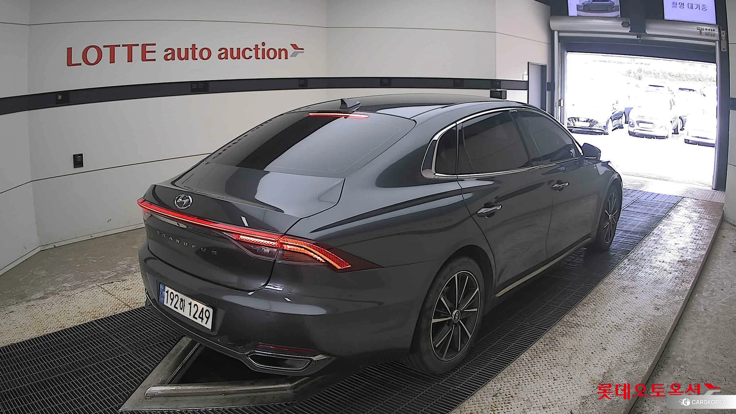 Hyundai Grandeur id 4498352 из Кореи 30
